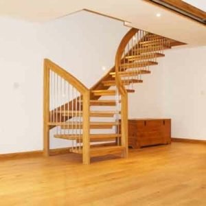 oak flouting and oak quarter turn staircase