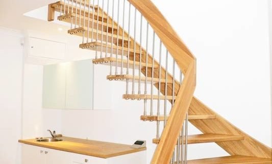 open quarter turn staircase