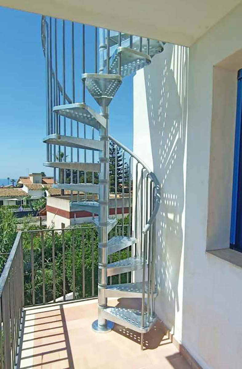 Exterior-Zink-Kit-Spiral-Staircase