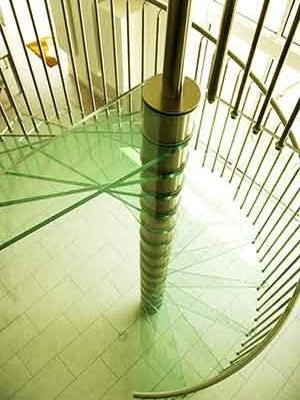 plan view from the top of a spiral stair with glass steps