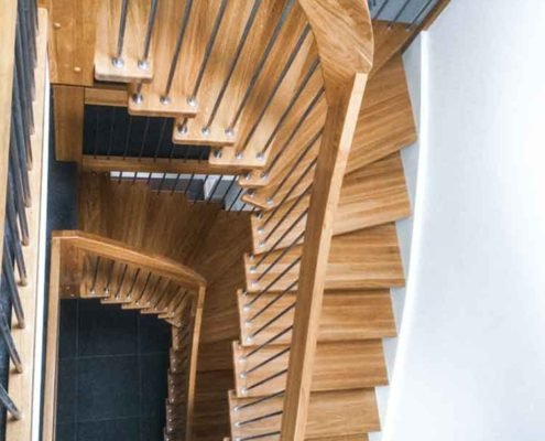 quarter turn oak staircase looking down