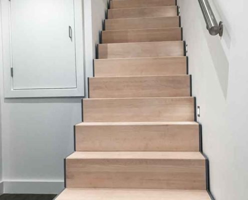 closed riser straight wooden stair