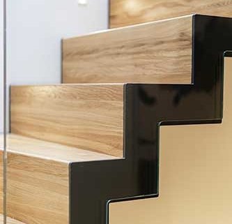 oak steps and risers and black stringer stair