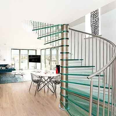 Glass-Spiral-Staircase