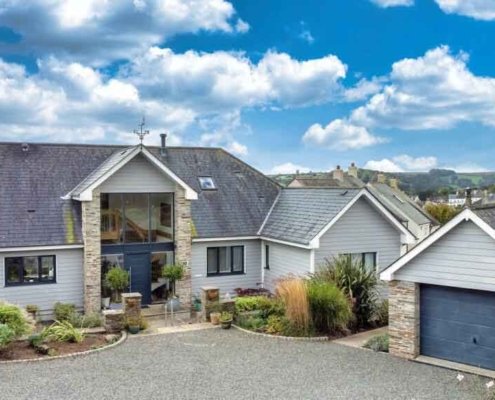 Oak-Staircase-Kingsbridge-outside-view-of-property