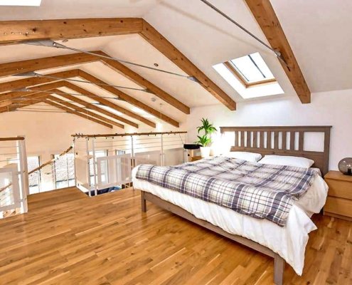 Bedroom-on-mezz-deck-with-oak-floor
